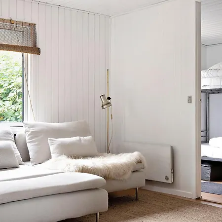 Semesterbostad Charming House With Big Private Terrace