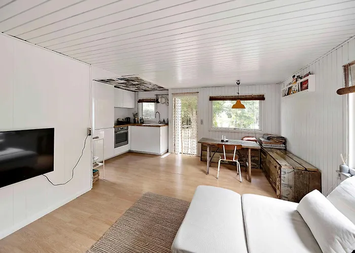 Charming House With Big Private Terrace Allinge-Sandvig
